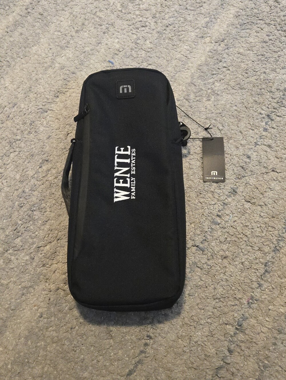 TravisMathew NWT Insulated Wine Beverage Cooler Bag Sling
